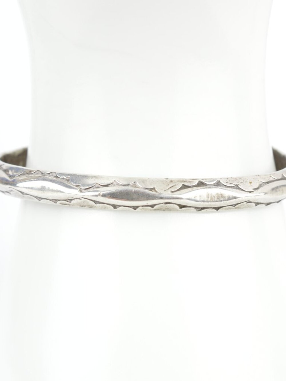 Fred Maloney Navajo Sterling Silver Carinated Stamped Wave Cuff Bracelet 6.7”